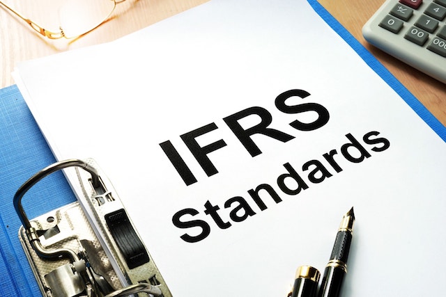 What are the Benefits of Adopting the IFRS & GAAP?