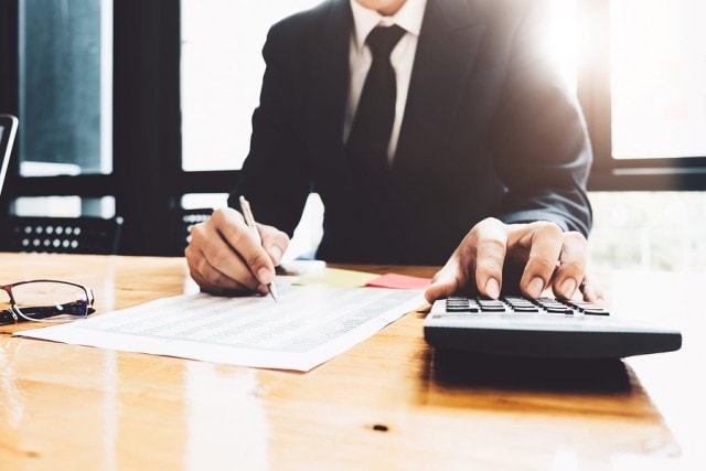 What is the Difference between Bookkeeping and Accounting