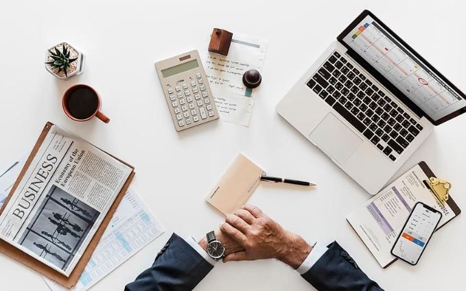 What are the Differences Between a Trial Balance and a General Ledger?